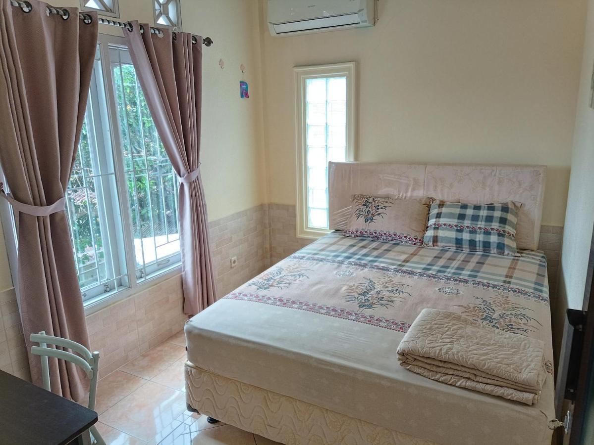 Ndalem Gorongan Guesthouse Maguwo المظهر الخارجي الصورة