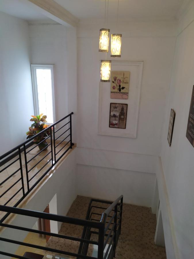Ndalem Gorongan Guesthouse Maguwo المظهر الخارجي الصورة